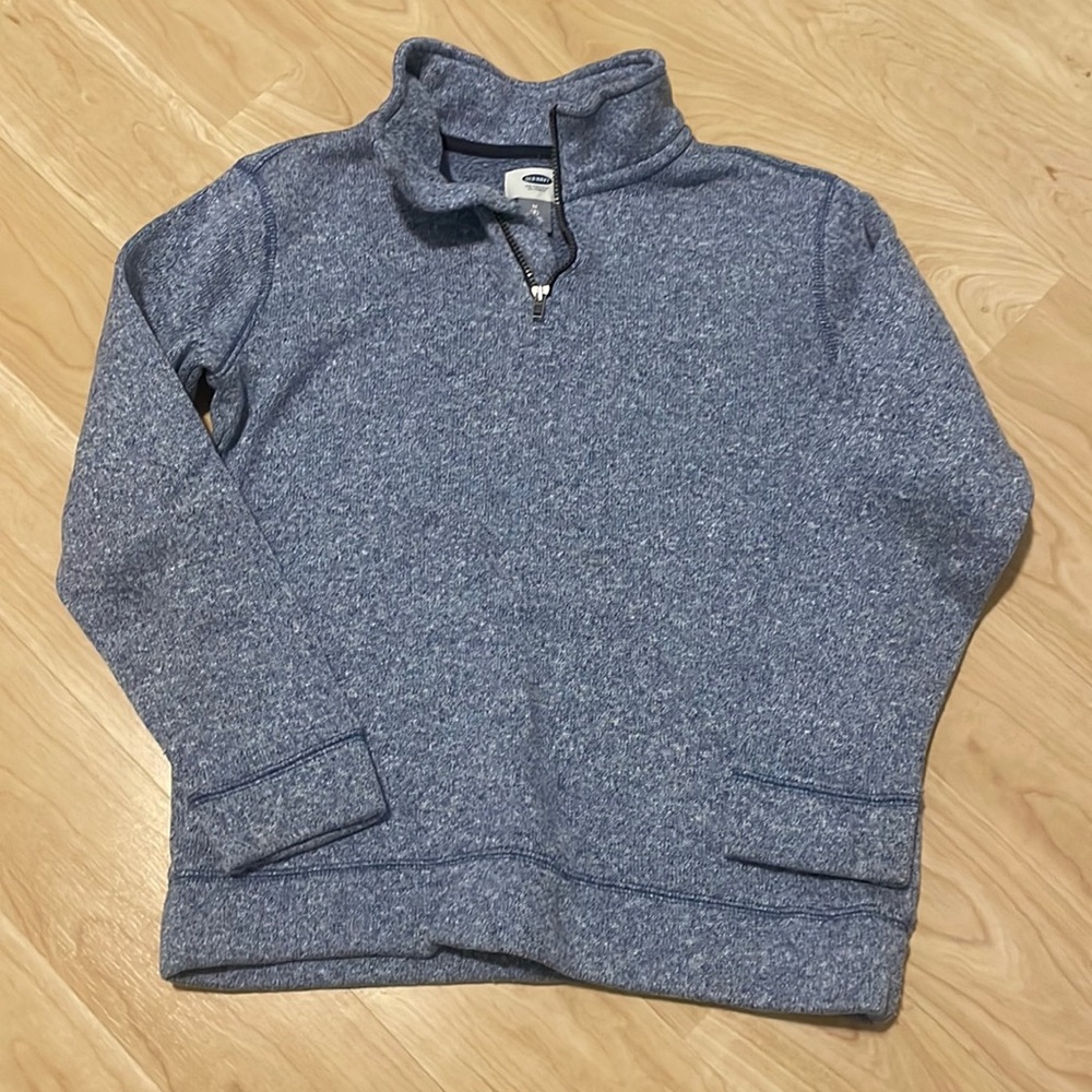 Boy’s sweatshirt size m(8years)